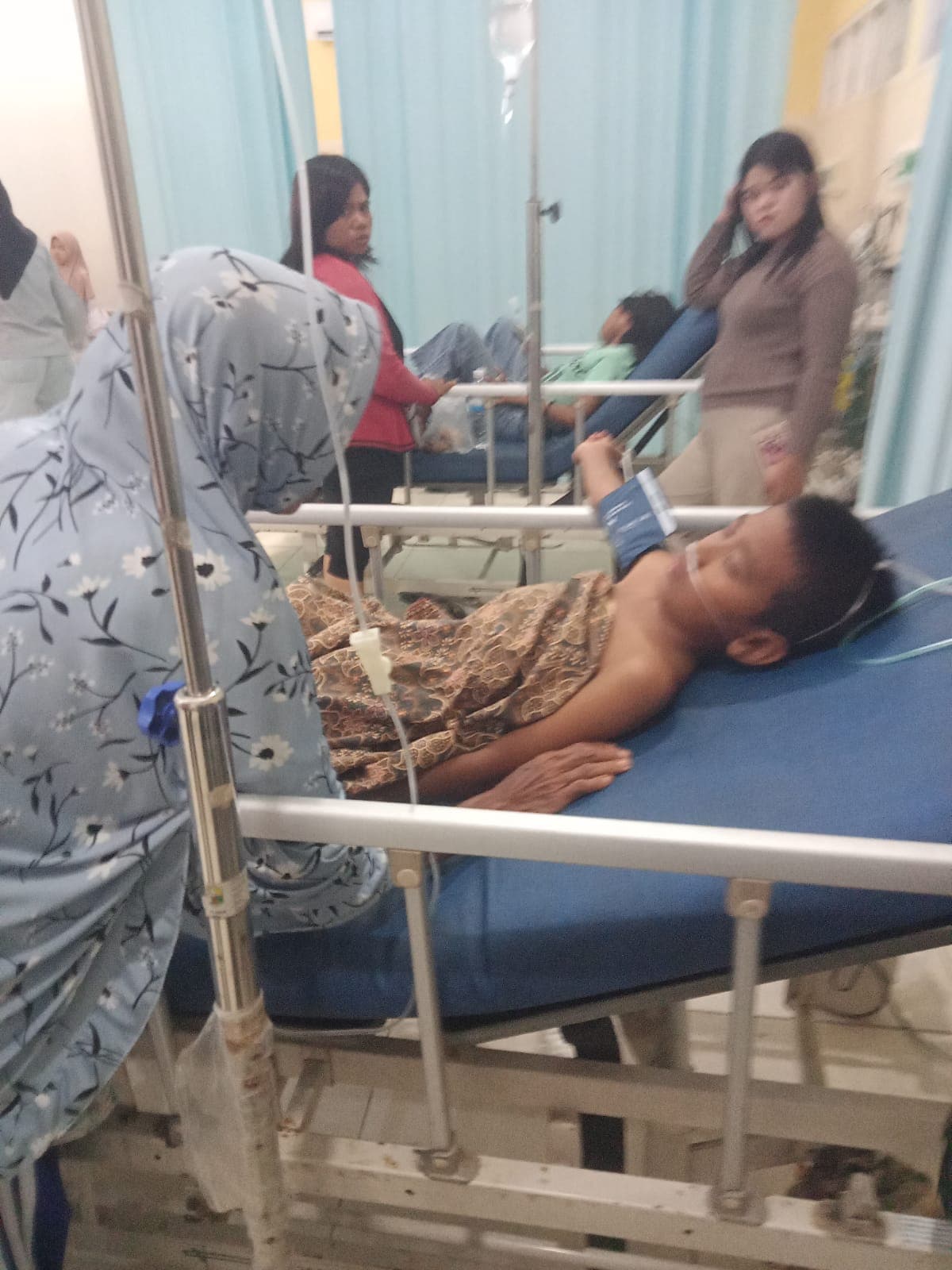 Makanan Beracun Masuk Sekolah Melalui MBG