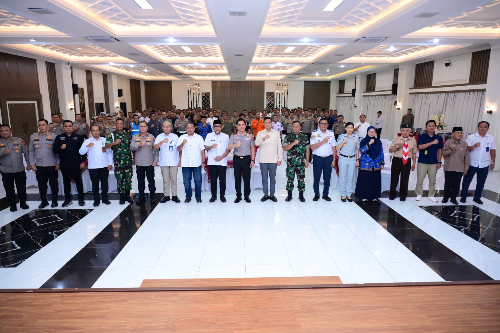 Polda Jambi Menggelar Rakor Lintas Sektoral Tahun 2025 Di Aula Lantai 3 Gedung Siginjai